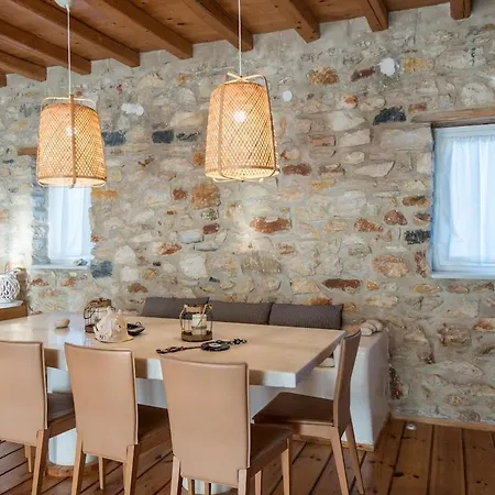 Villa Cornelia Aliki (Paros)