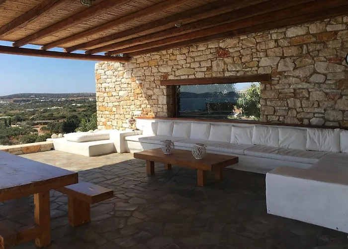 Cornelia * Aliki (Paros)